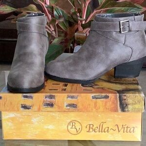 Bella Vita Uttara women’s boots